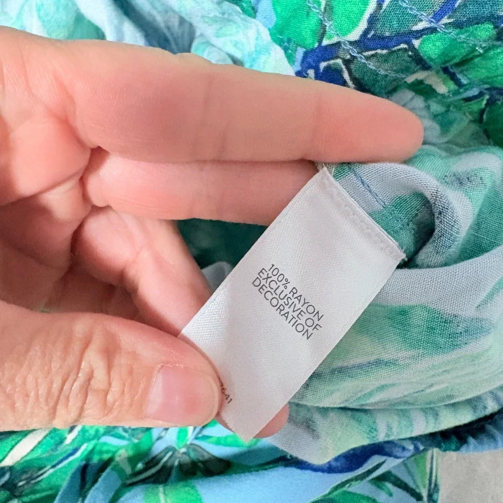 J. Jill Tropical Leaf Print Pull On Shorts Womens Blue Green size M Rayon Tassel